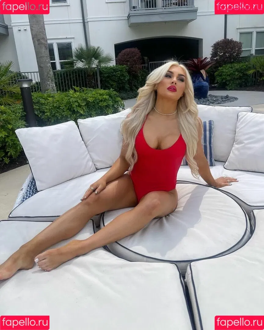 Tiffany Stratton Onlyfans Photo Gallery 