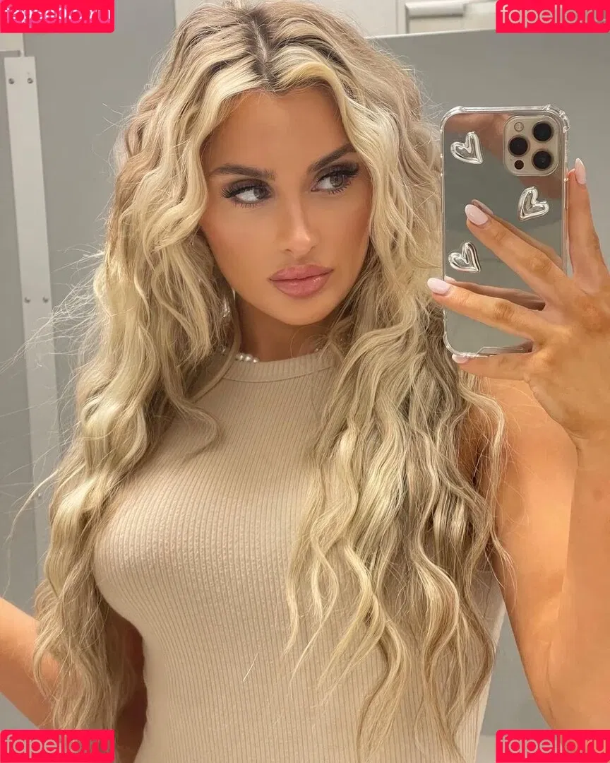 Tiffany Stratton Onlyfans Photo Gallery 