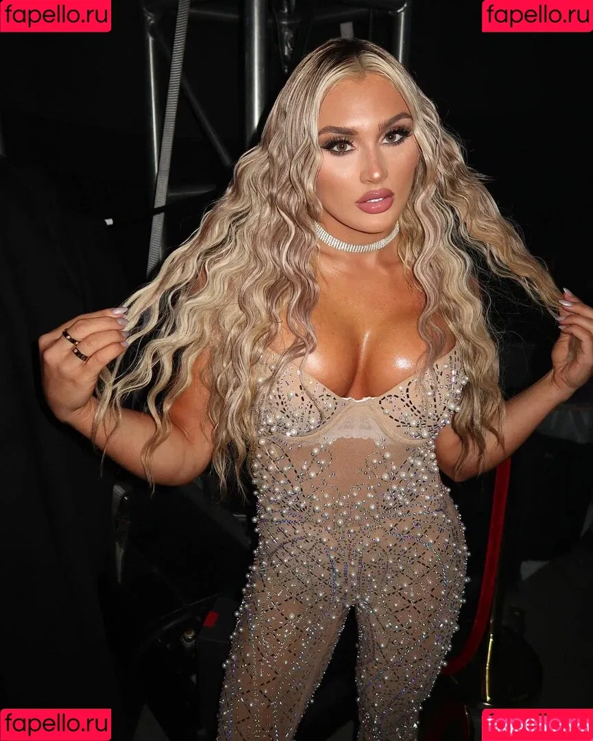 Tiffany Stratton Onlyfans Photo Gallery 