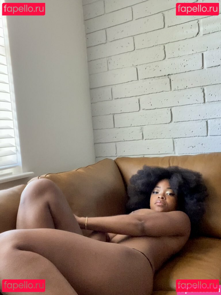 Zuri Bella Rose Nude Onlyfans Photo 14