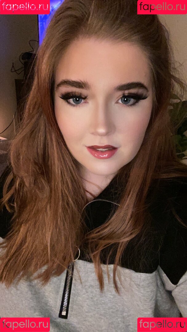 Bella Bay Onlyfans Photo Gallery 