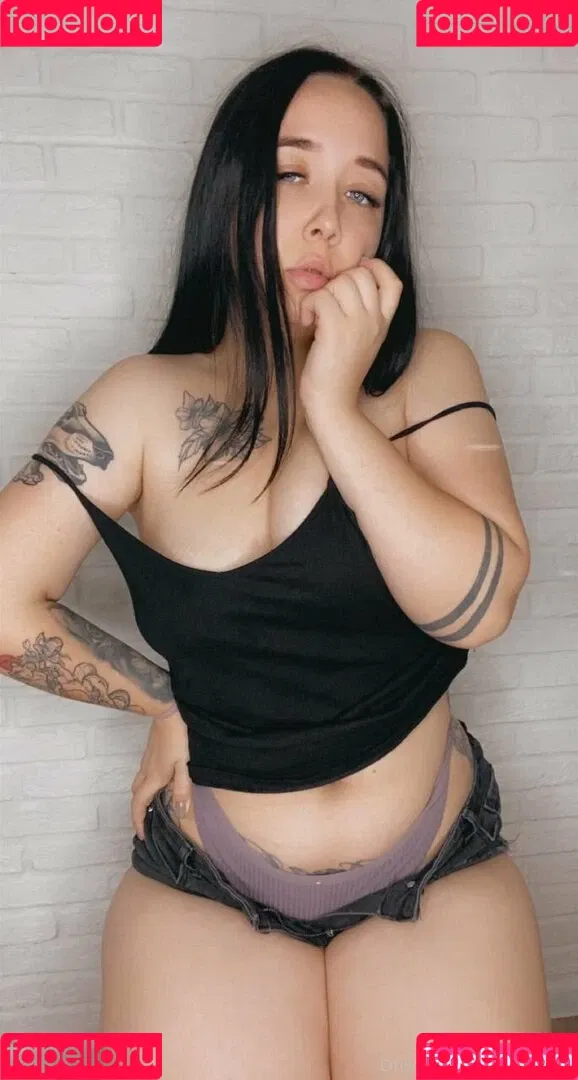 mila1cute Onlyfans Photo Gallery 