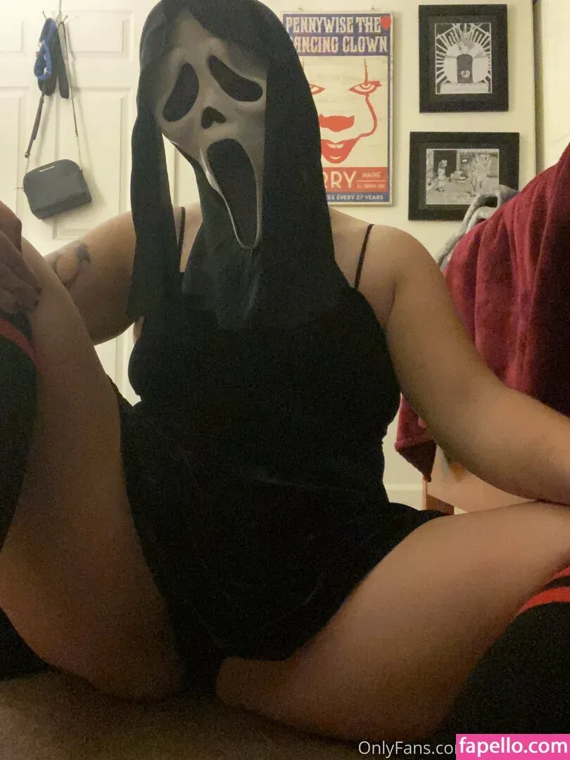 ghouliecunt Onlyfans Photo Gallery 