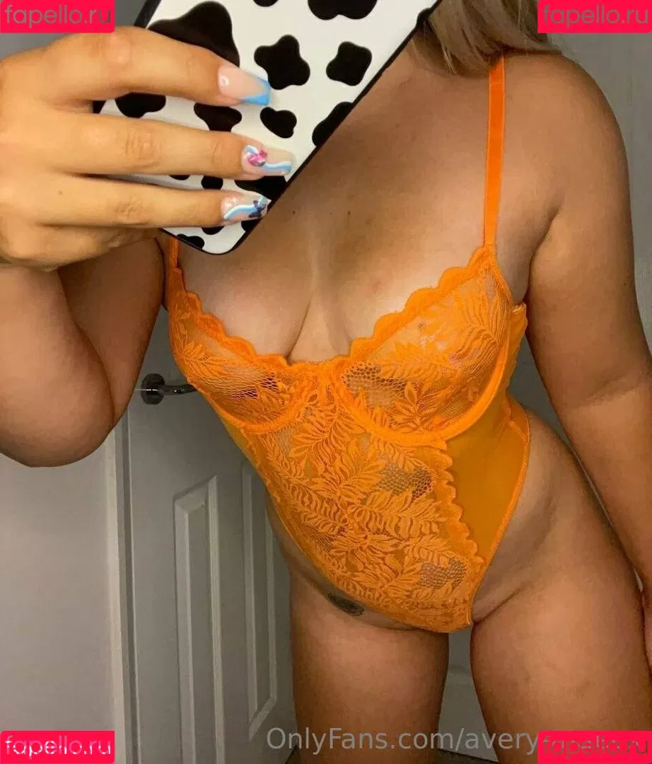 avery-maeex Onlyfans Photo Gallery 