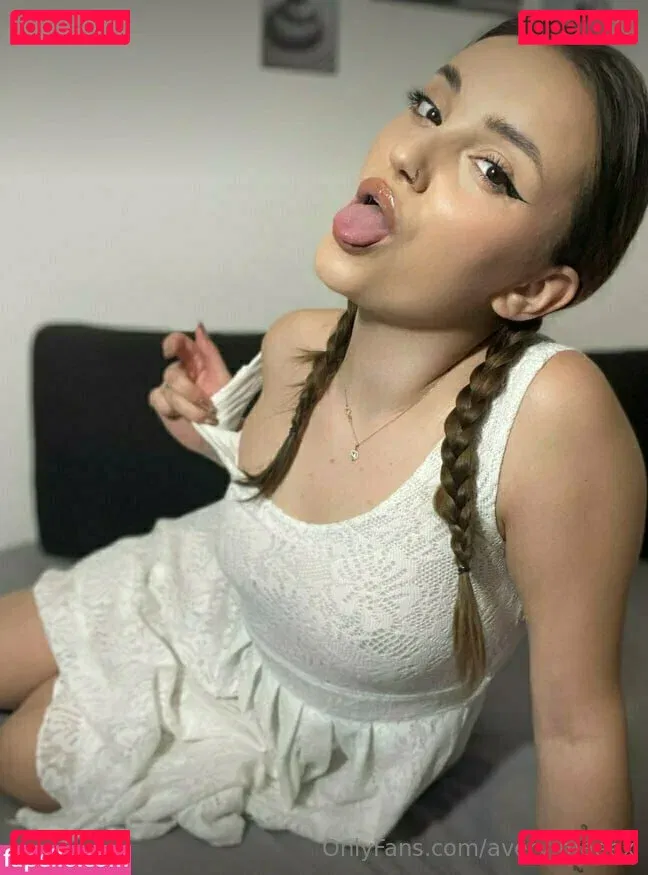 avery-maeex Onlyfans Photo Gallery 