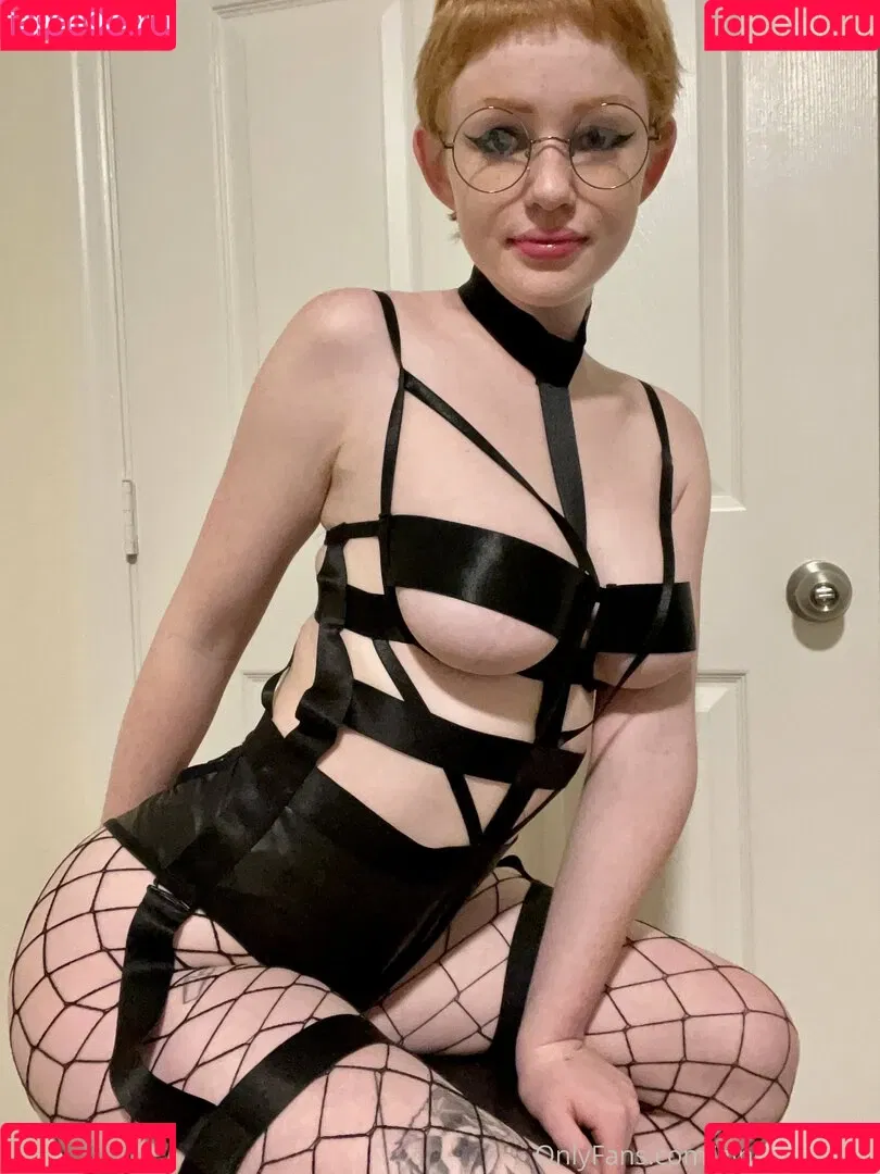 aaliyah_may Onlyfans Photo Gallery 