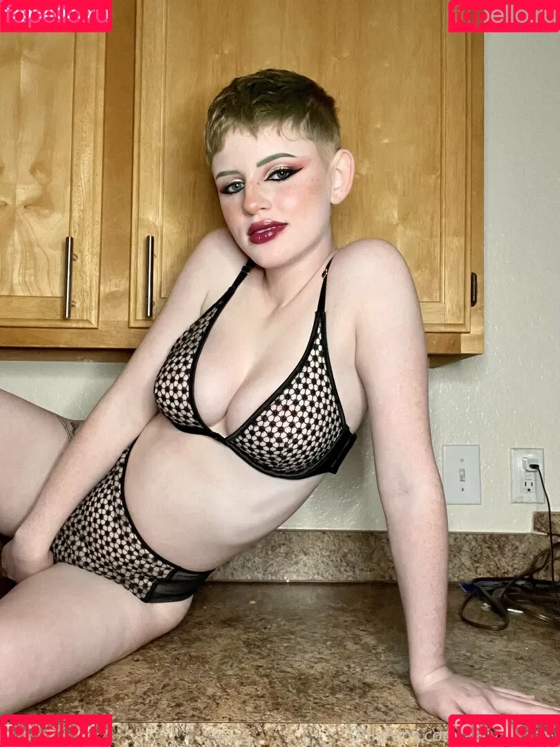 aaliyah_may Onlyfans Photo Gallery 