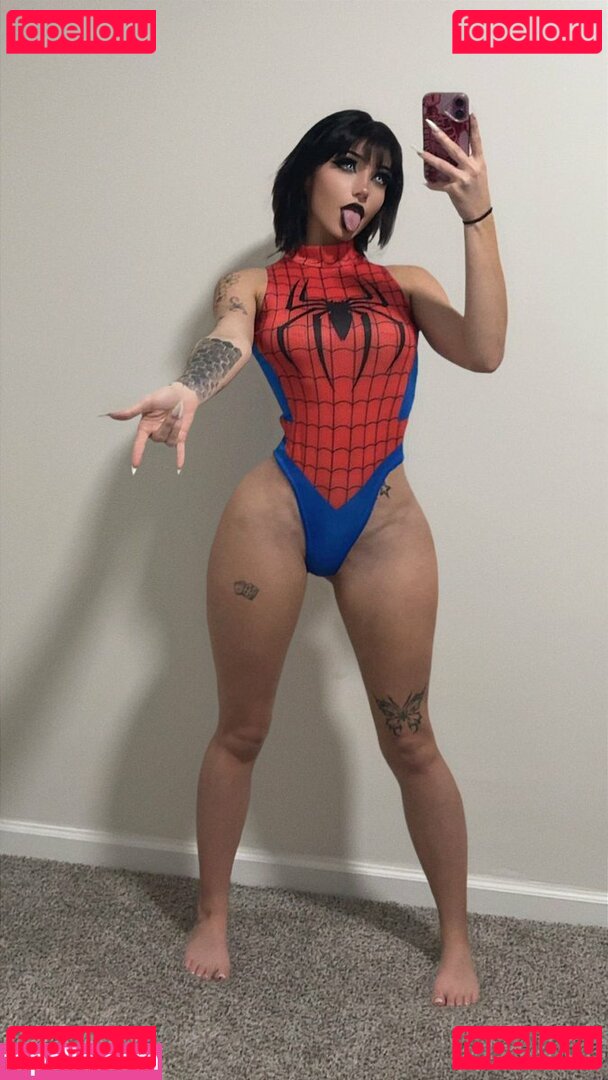 Vampy Bites Nude Onlyfans Photo 4