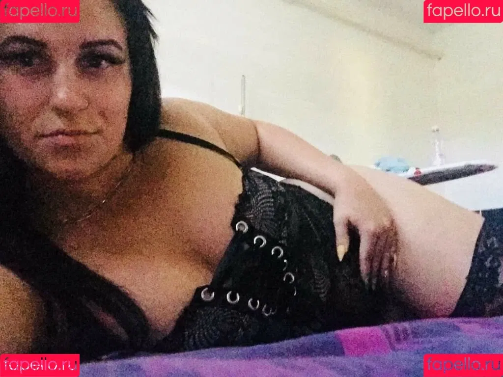 petratimea Onlyfans Photo Gallery 