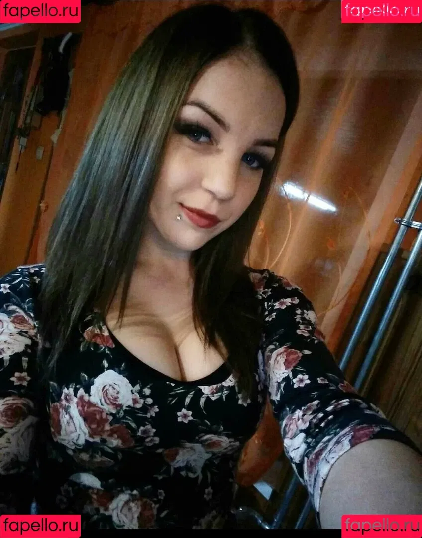 petratimea Onlyfans Photo Gallery 