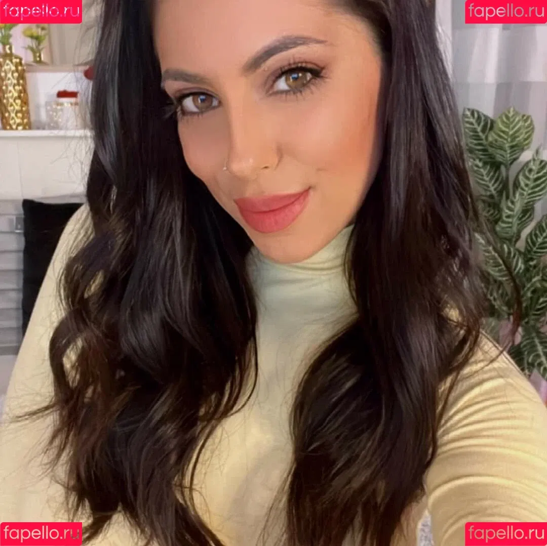 petratimea Onlyfans Photo Gallery 
