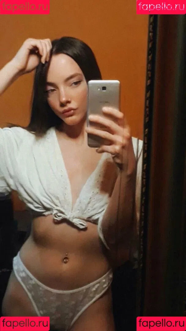 petratimea Onlyfans Photo Gallery 