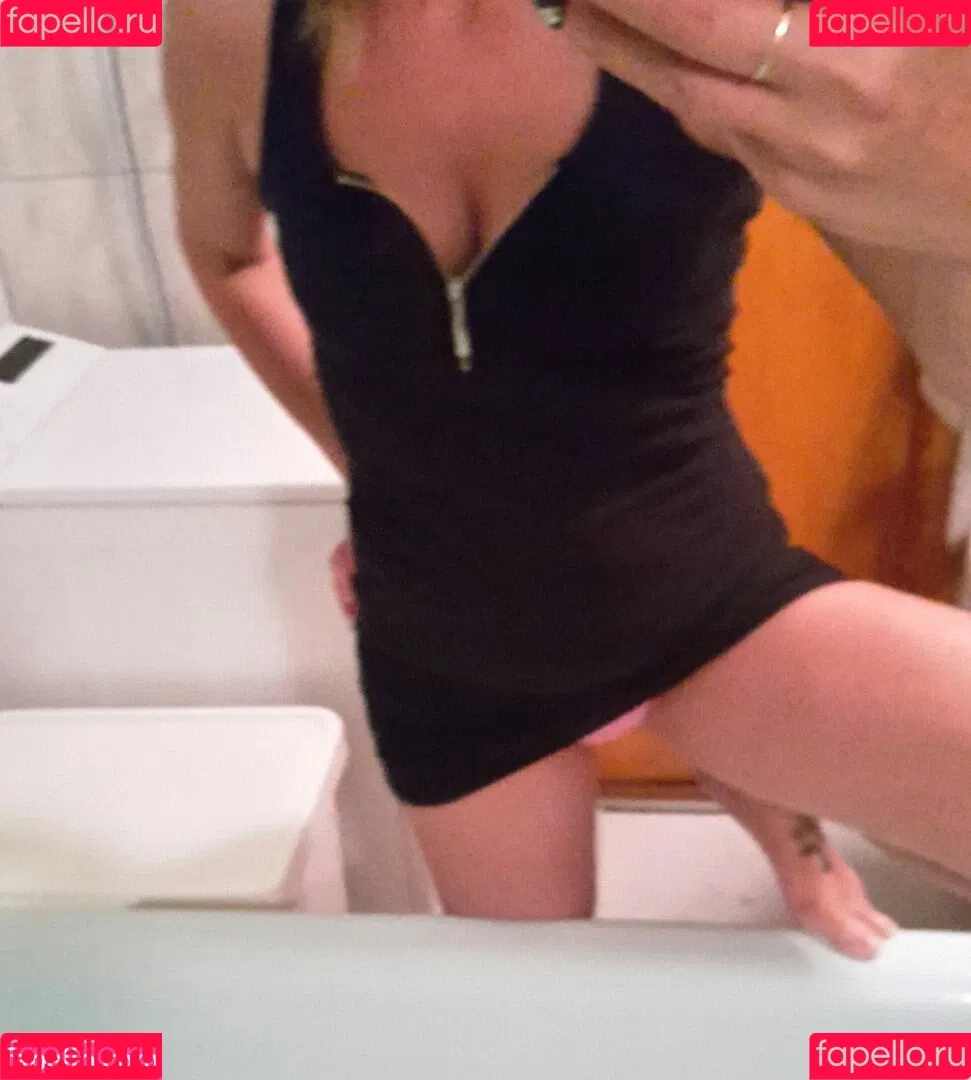 petratimea Onlyfans Photo Gallery 