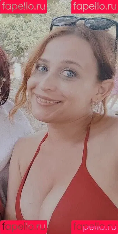 petratimea Onlyfans Photo Gallery 