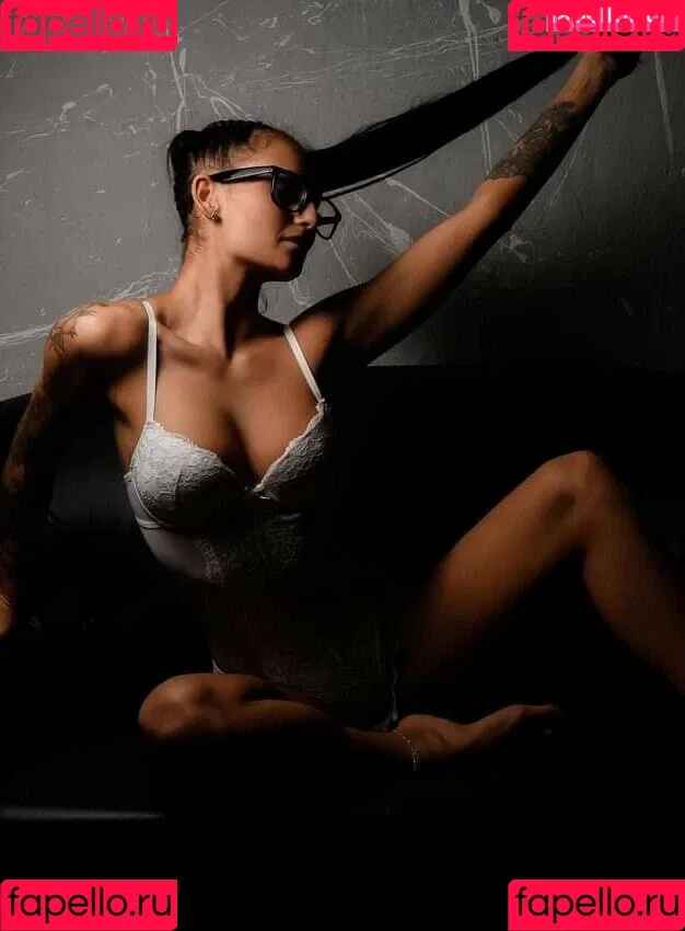 petratimea Onlyfans Photo Gallery 