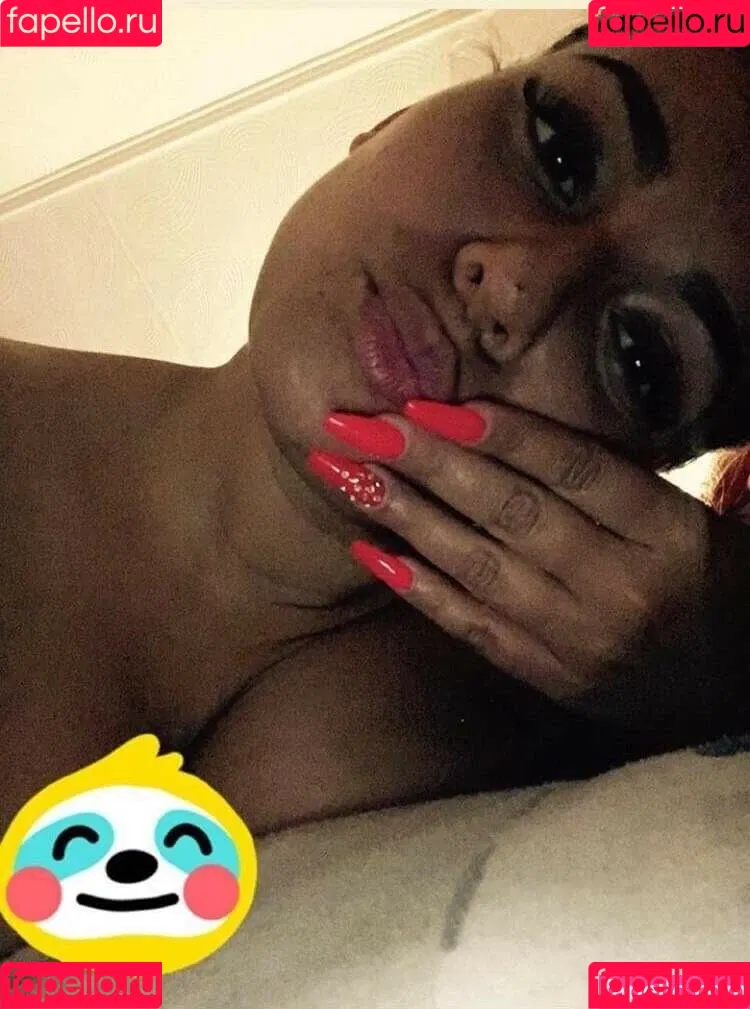 petratimea Onlyfans Photo Gallery 