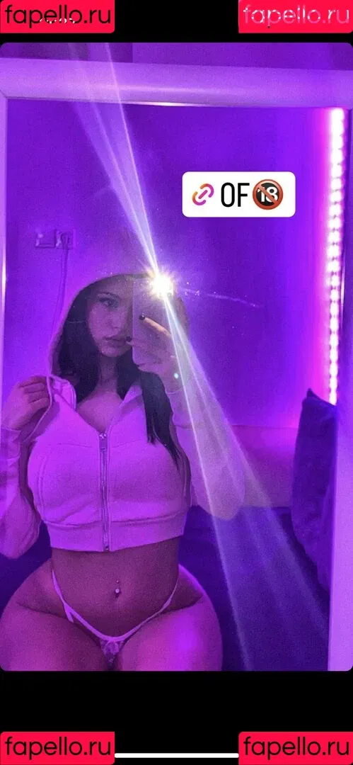 petratimea Onlyfans Photo Gallery 