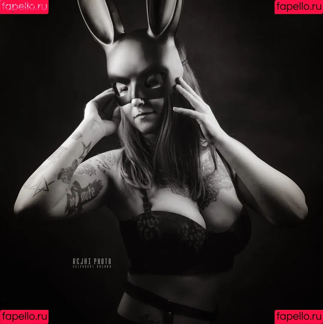 petratimea Onlyfans Photo Gallery 
