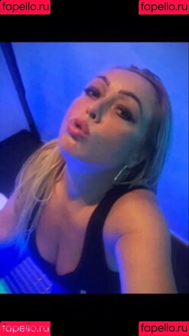 petratimea Onlyfans Photo Gallery 