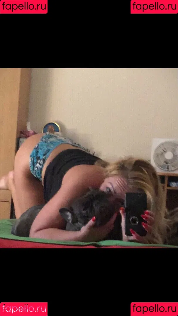 petratimea Onlyfans Photo Gallery 