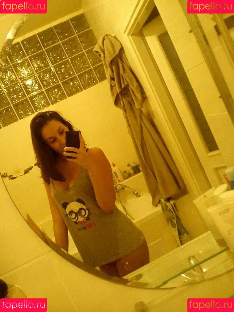 petratimea Onlyfans Photo Gallery 