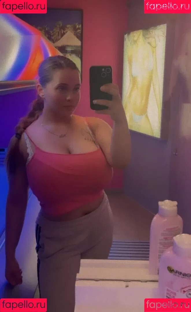 petratimea Onlyfans Photo Gallery 