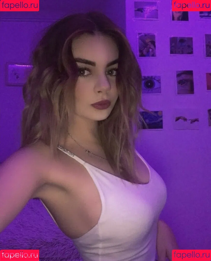 petratimea Onlyfans Photo Gallery 