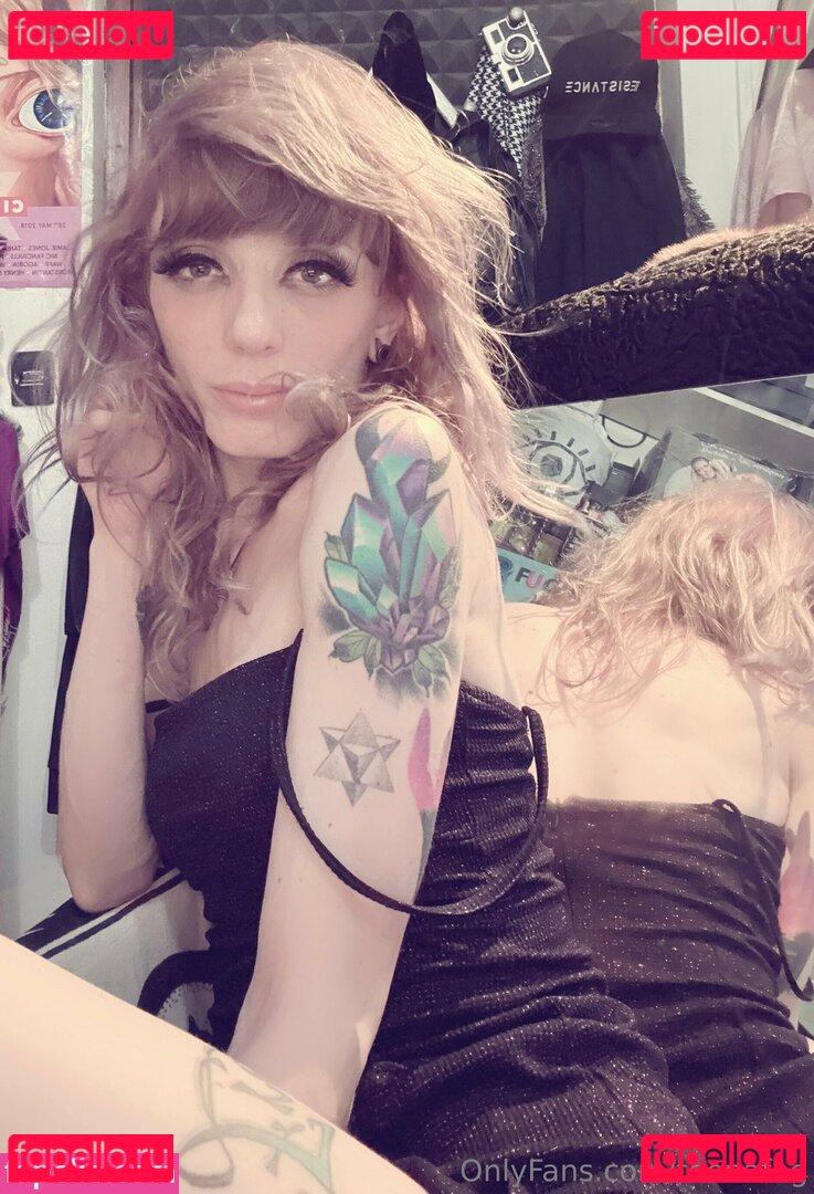 teenafog Nude Onlyfans Photo 5