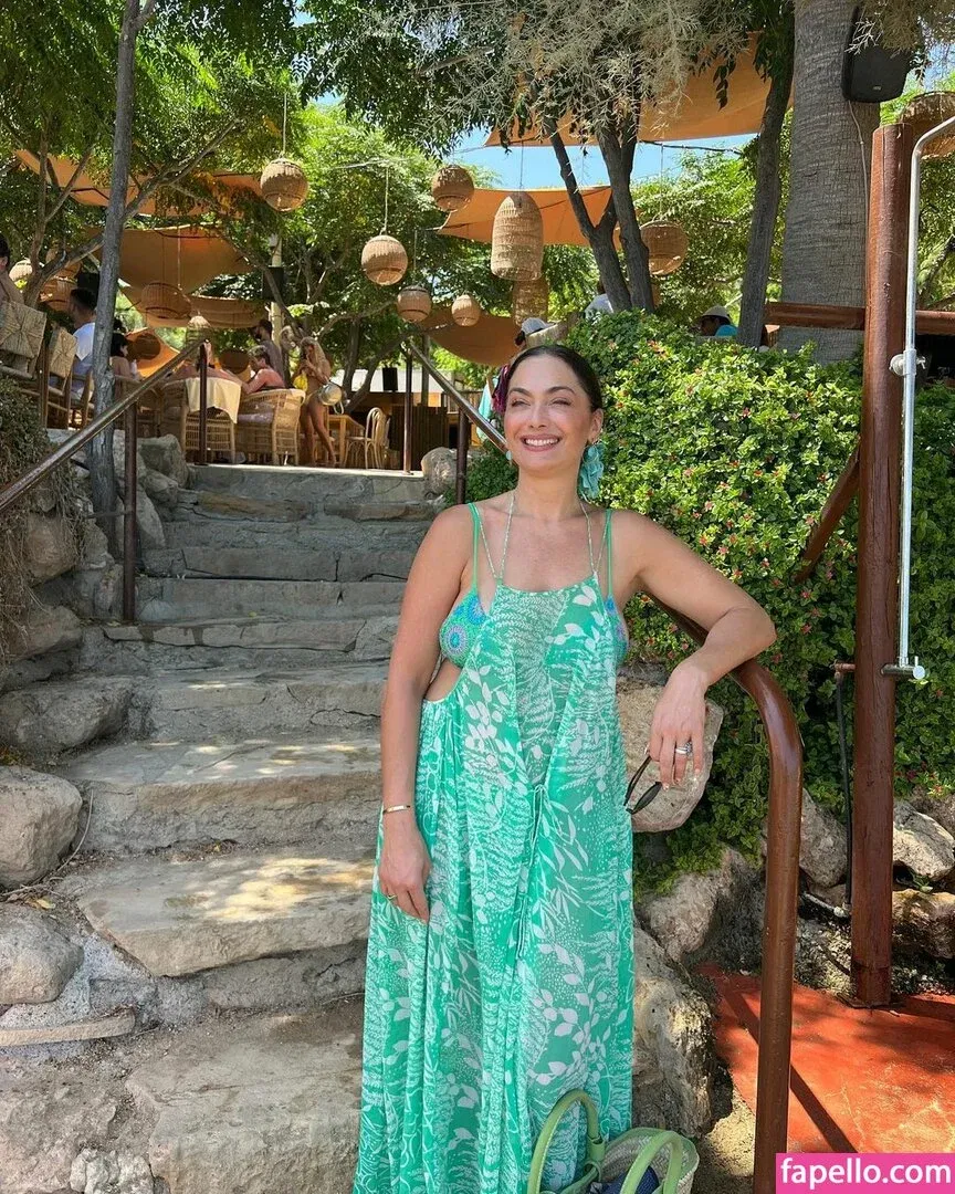 Tonia Buxton Onlyfans Photo Gallery 