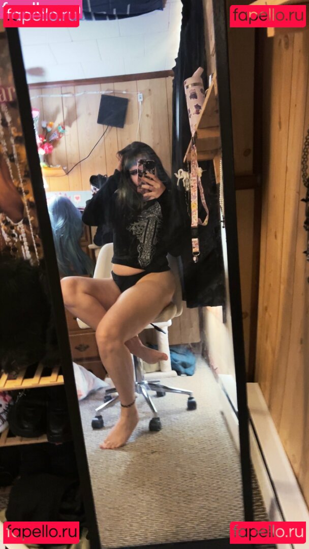 hzllzbound Nude Onlyfans Photo 17