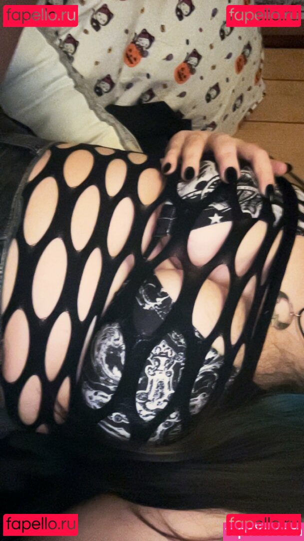 hzllzbound Nude Onlyfans Photo 14