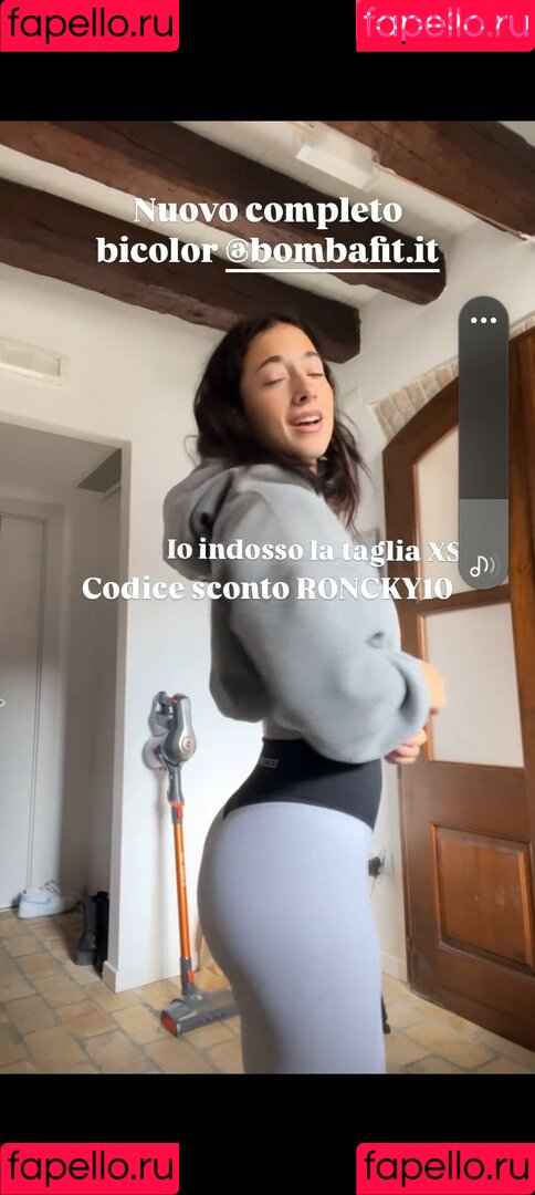 Jennifer Roncato Nude Onlyfans Photo 10