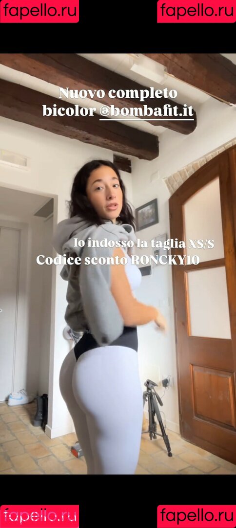 Jennifer Roncato Nude Onlyfans Photo 9