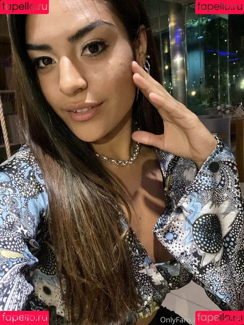 bellafoxtv Onlyfans Photo Gallery 