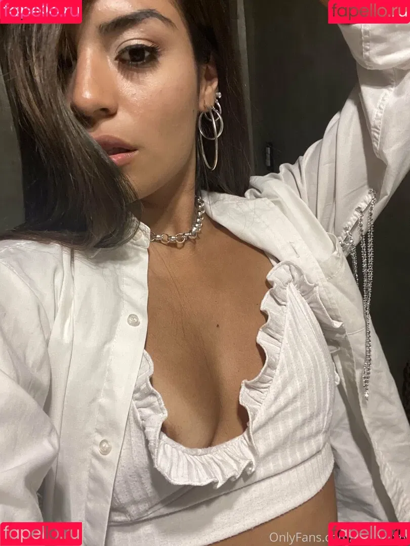 bellafoxtv Onlyfans Photo Gallery 