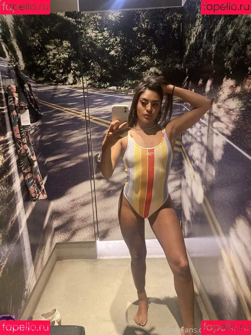 bellafoxtv Onlyfans Photo Gallery 