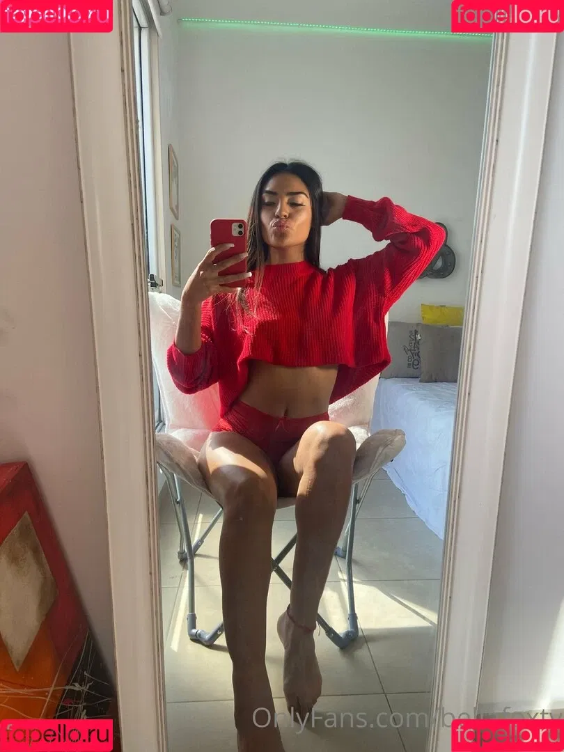 bellafoxtv Onlyfans Photo Gallery 