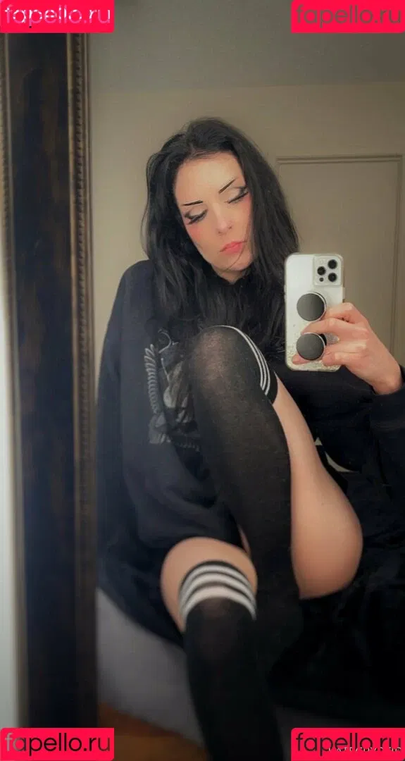 cryptid Onlyfans Photo Gallery 