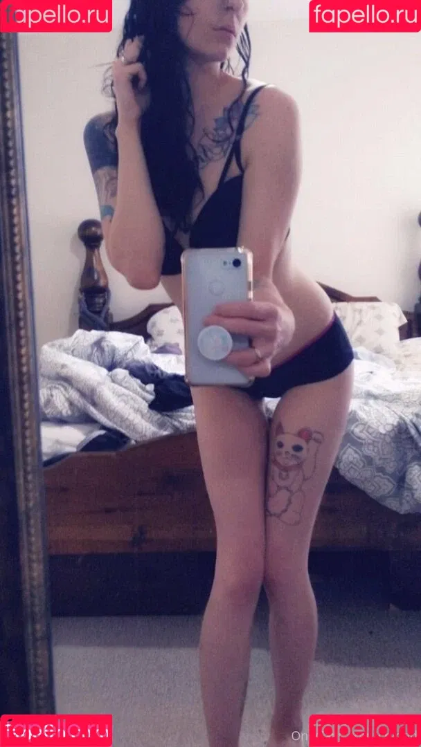 cryptid Onlyfans Photo Gallery 
