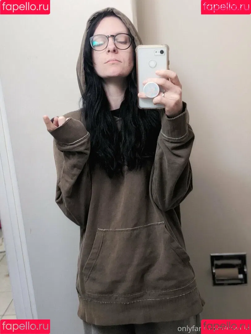 cryptid Onlyfans Photo Gallery 