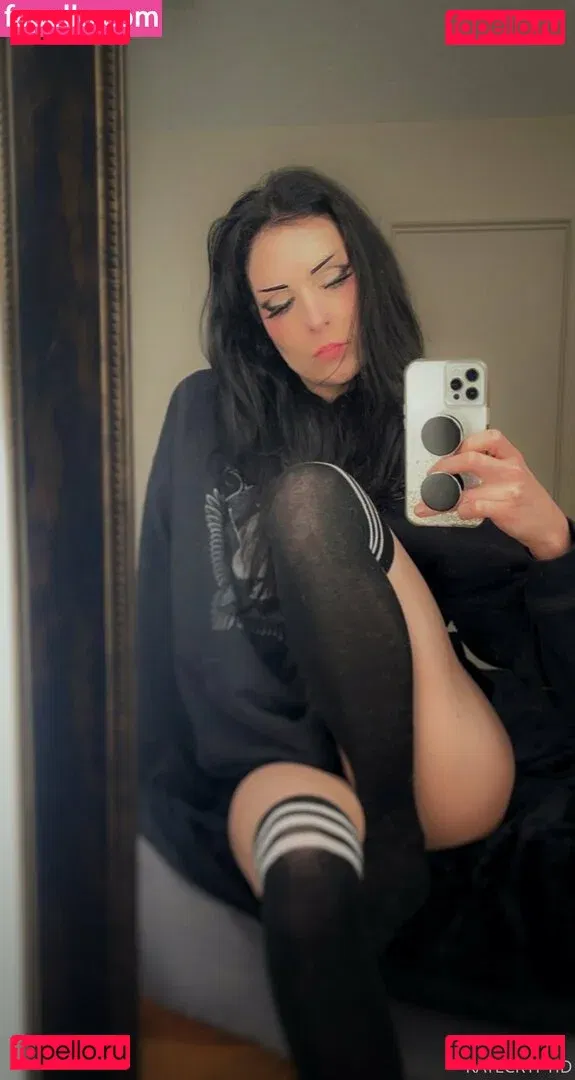 cryptid Onlyfans Photo Gallery 