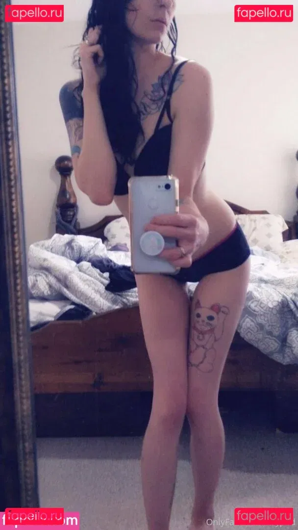 cryptid Onlyfans Photo Gallery 