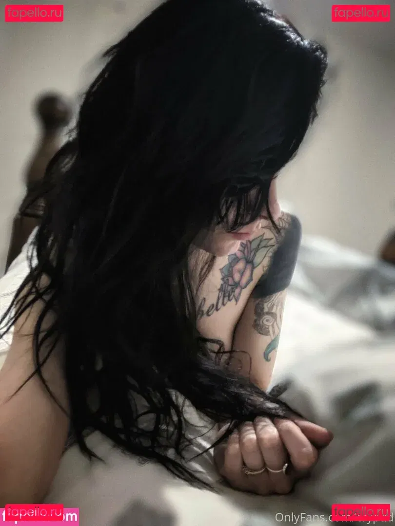 cryptid Onlyfans Photo Gallery 