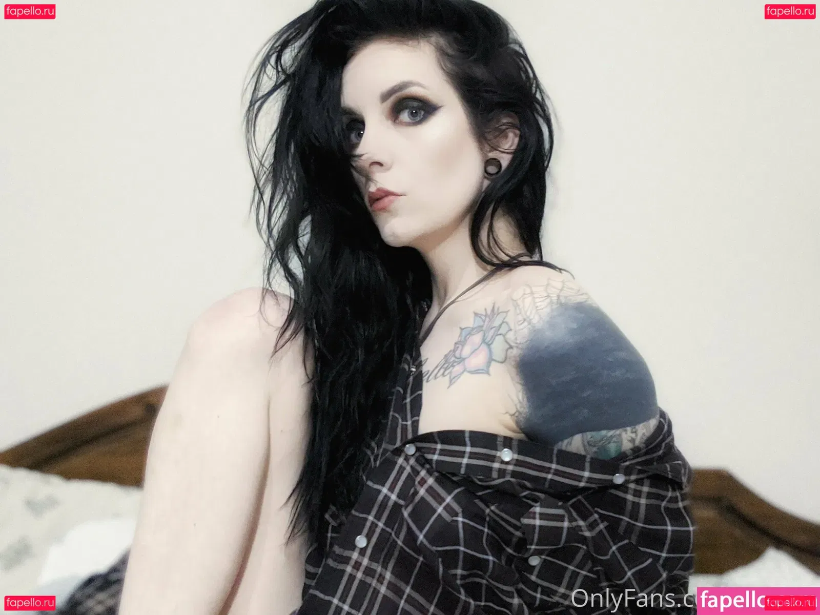 cryptid Onlyfans Photo Gallery 