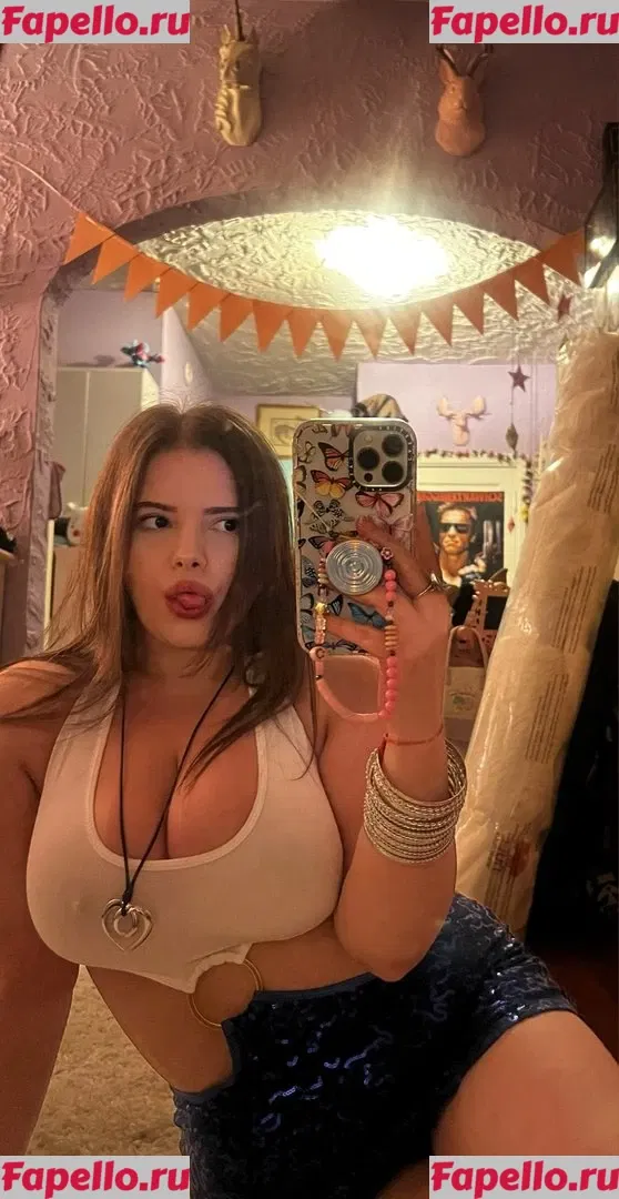 vanessinator Onlyfans Photo Gallery 