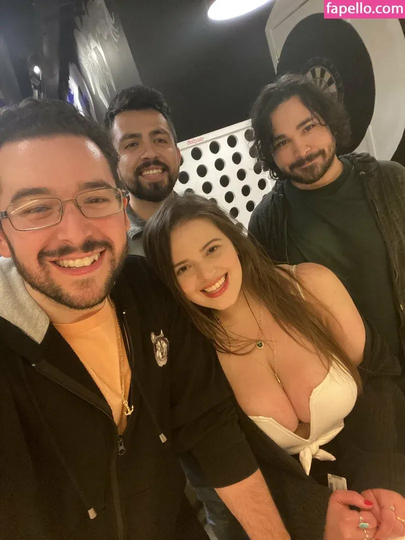 vanessinator Onlyfans Photo Gallery 