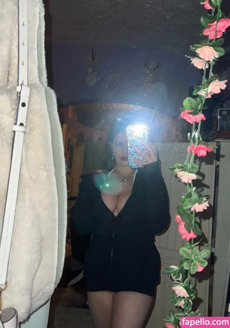 vanessinator Onlyfans Photo Gallery 