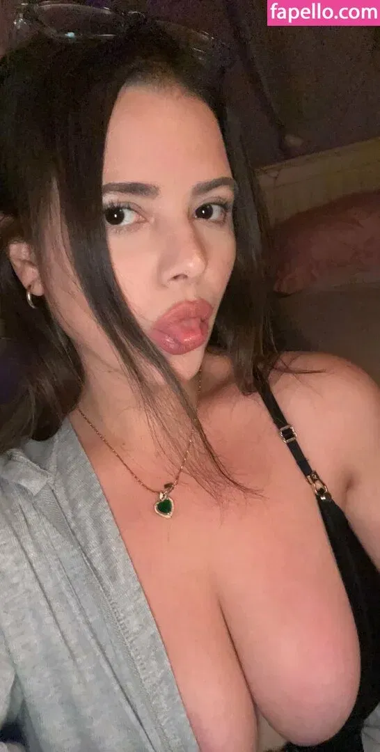 vanessinator Onlyfans Photo Gallery 