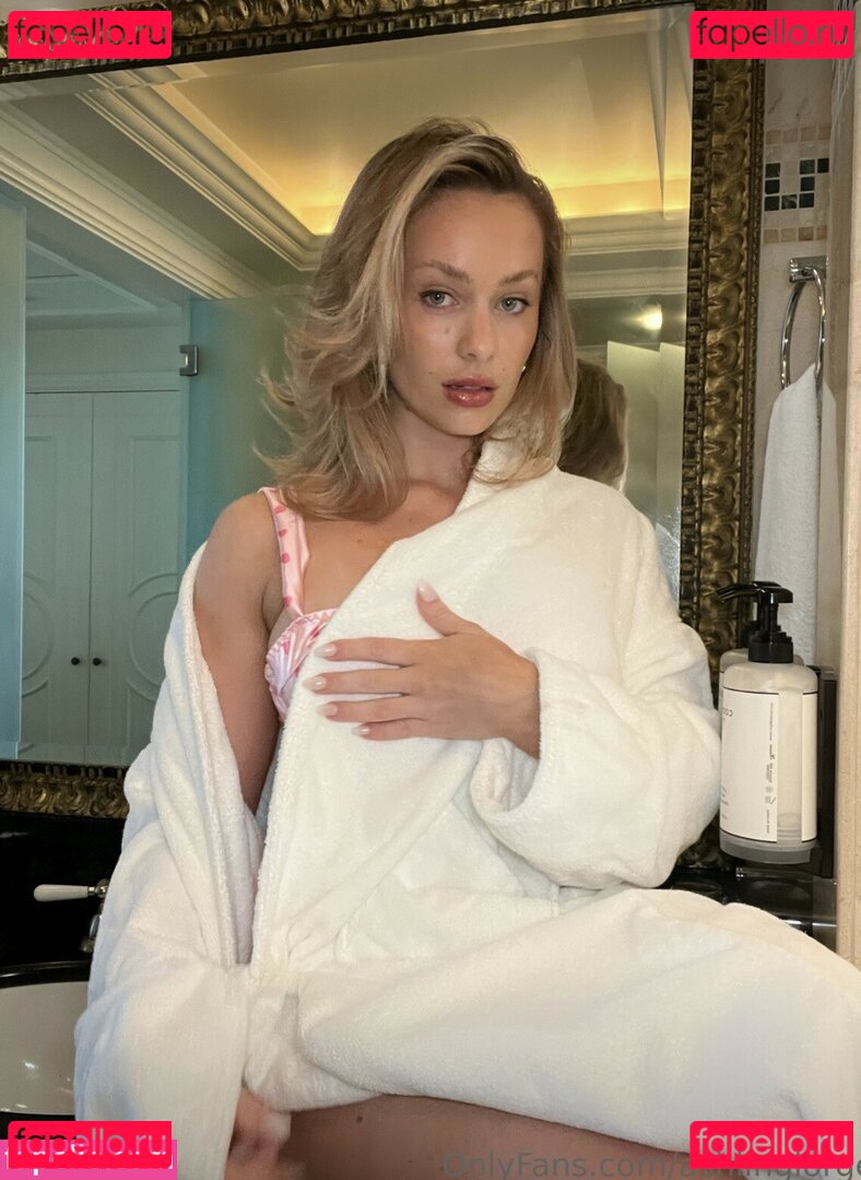 Ashling Lorger Nude Onlyfans Photo 14