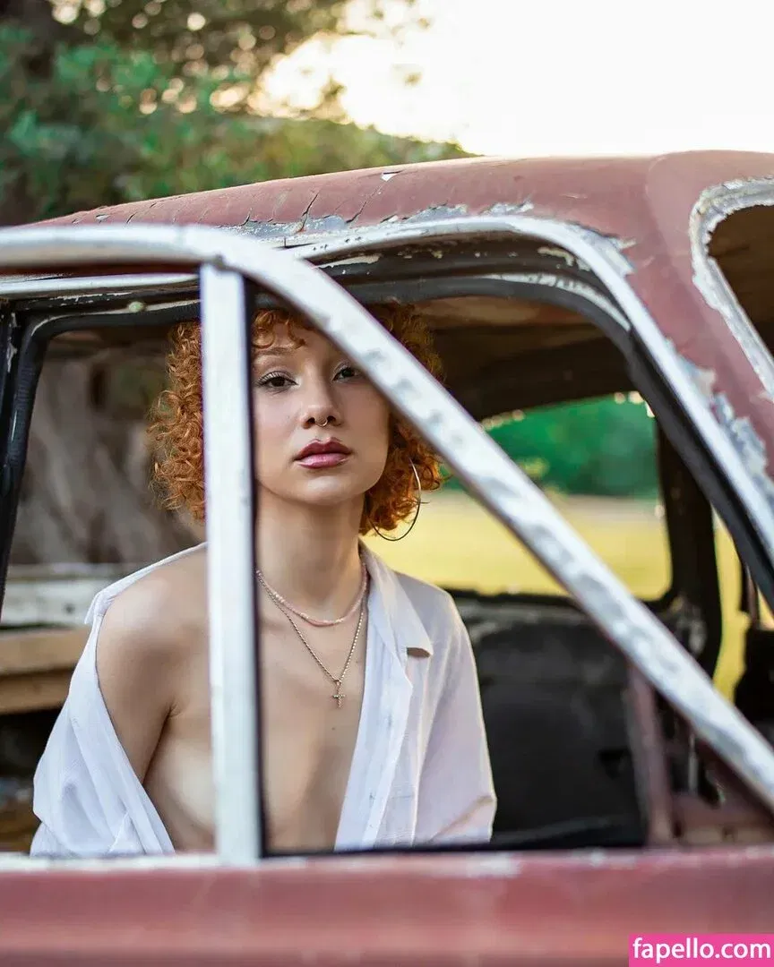 Asrın Bianchi Onlyfans Photo Gallery 